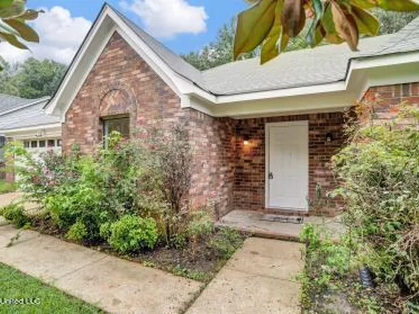 6680 Hickory Crest Dr, Walls, MS 38680