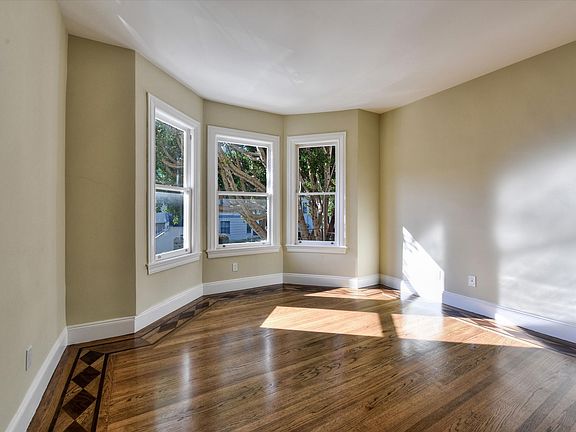 2nd image of 1460 Golden Gate Ave APT 1
