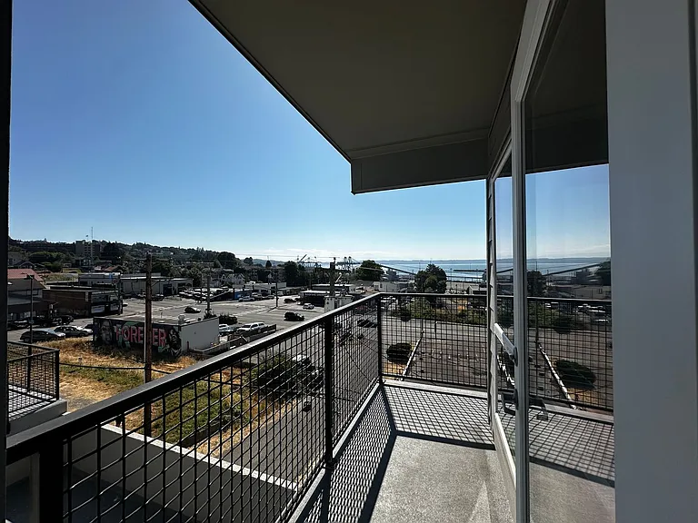 2818 Grand Ave #308 — Photo 40