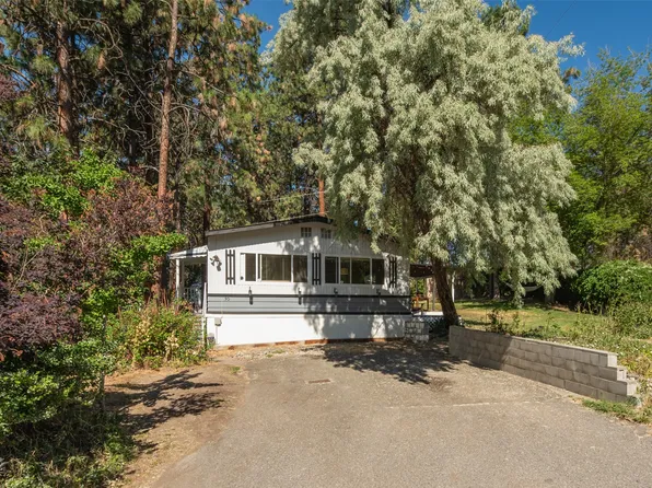 1860 Boucherie Rd Unit 30, Tsinstikeptum 9, BC V4T 2A1