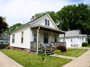 105 W Bissell St, Bloomington, IL