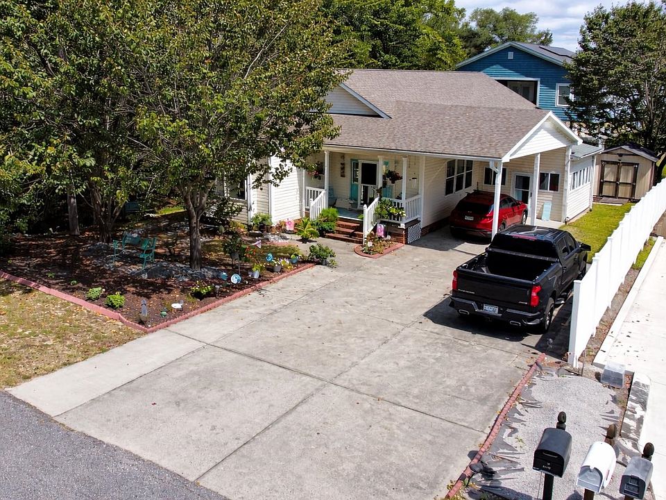 1st image of 4341 Landing Rd.