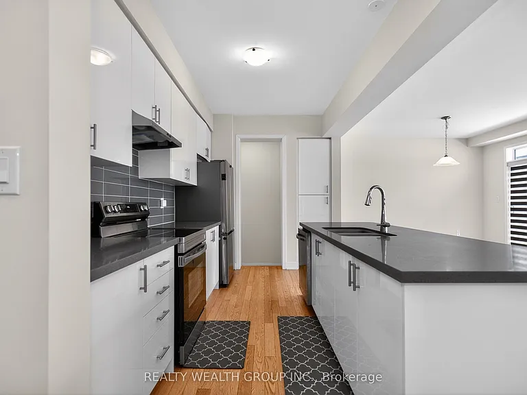 803 Griffin Trl — Photo 6