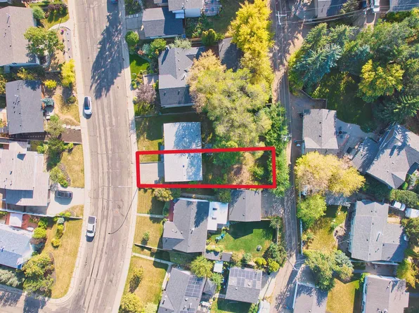 4218 121st St NW, Edmonton, AB T6J 1Y3