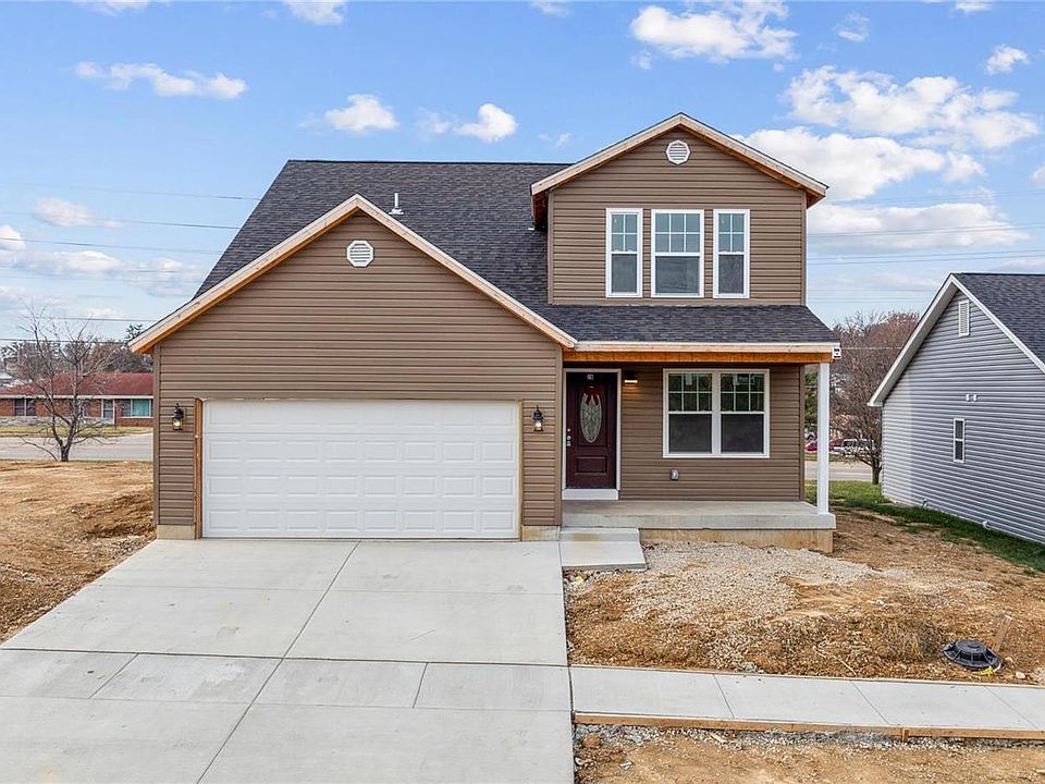 1st image of 29 Robinson Circle Dr