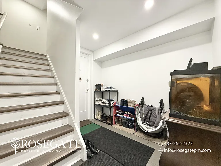 326 Chartland Blvd S #2 — Photo 7