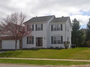 269 Hampton Rd, Sugar Grove, IL 60554