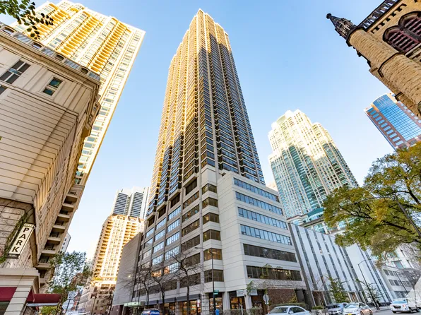 30 E Huron St, Chicago, IL