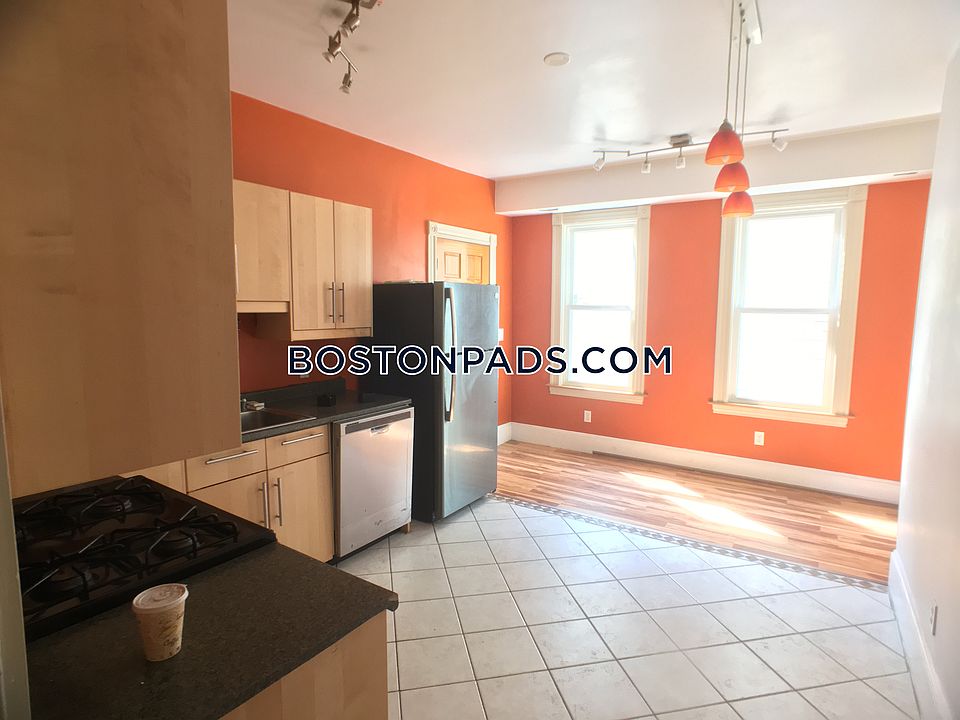 1st image of 48 Etna St #2