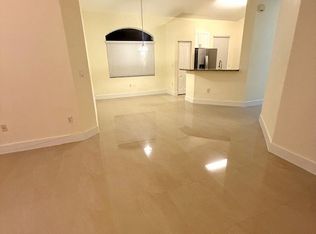 2304 NE 37th Ter, Homestead, FL 33033