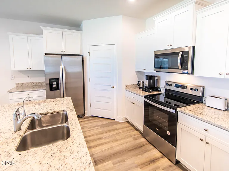 602 Hancock Way — Photo 11