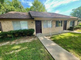 105 Pinebrook Pl #B, Longview, TX 75601