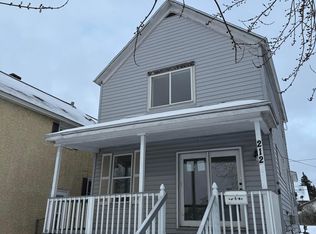 212 4th St NW, Chisholm, MN 55719