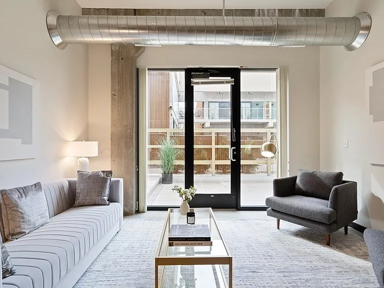 1060 Broadway #108 — Photo 2