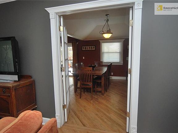 4th image of 9516 Connell Dr
