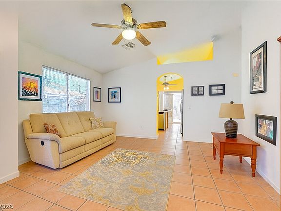 3rd image of 3048 Sierra Ridge Dr