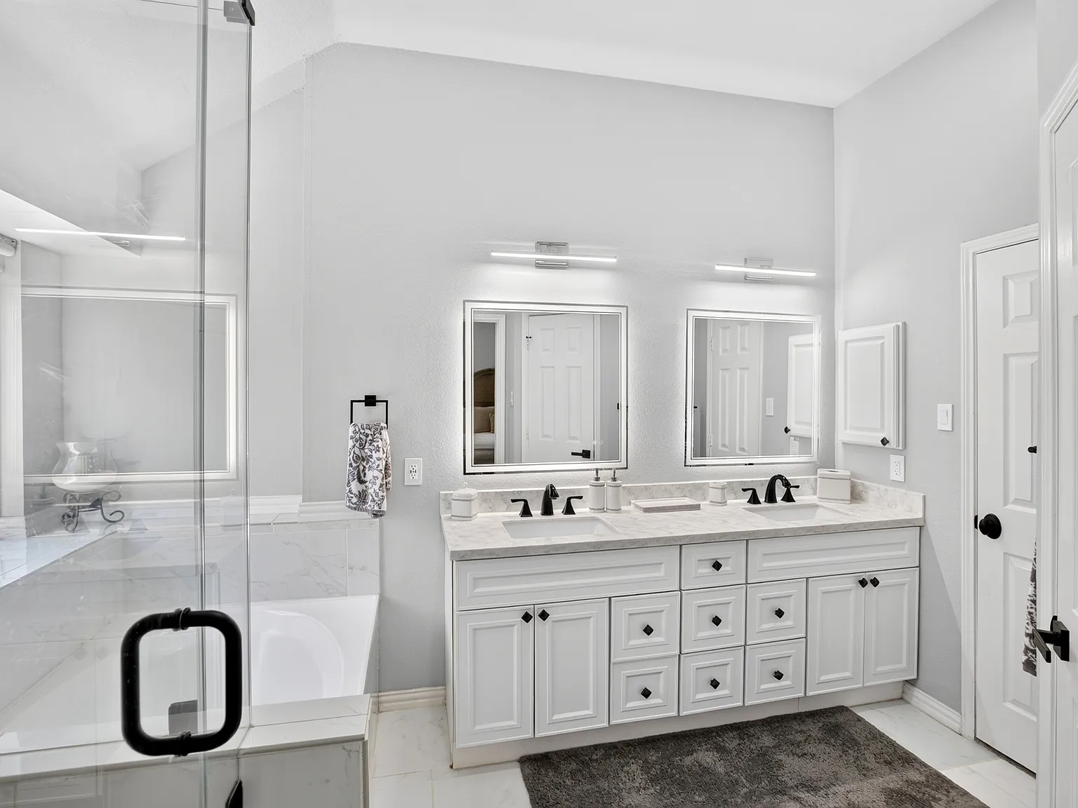 4 bed, 2126 sqft, $2,900 — Photo 4