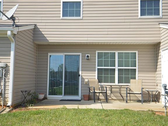 2nd image of 7505 Oliver Park Dr