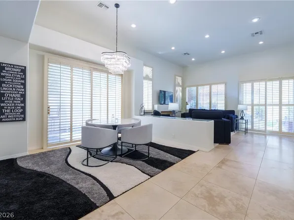 5121 Kapalua Ln, Las Vegas, NV 89113