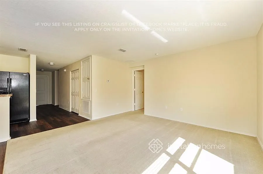 7315 Tangle Bend Dr Gibsonton, FL 33534 — Photo 4