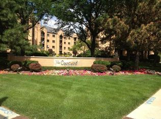7420 W Lawrence Ave UNIT 301, Harwood Heights, IL 60706