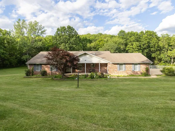 3637 Butler Valley Dr, Imperial, MO 63052