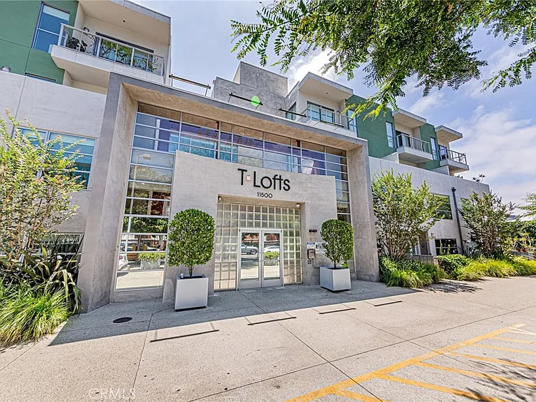 11500 Tennessee Ave #103 — Photo 1