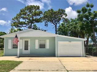 7030 Colfax Dr, Port Richey, FL 34668