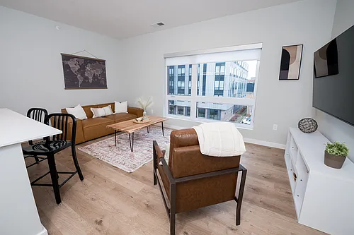 60 E Green St #207 Photo 1