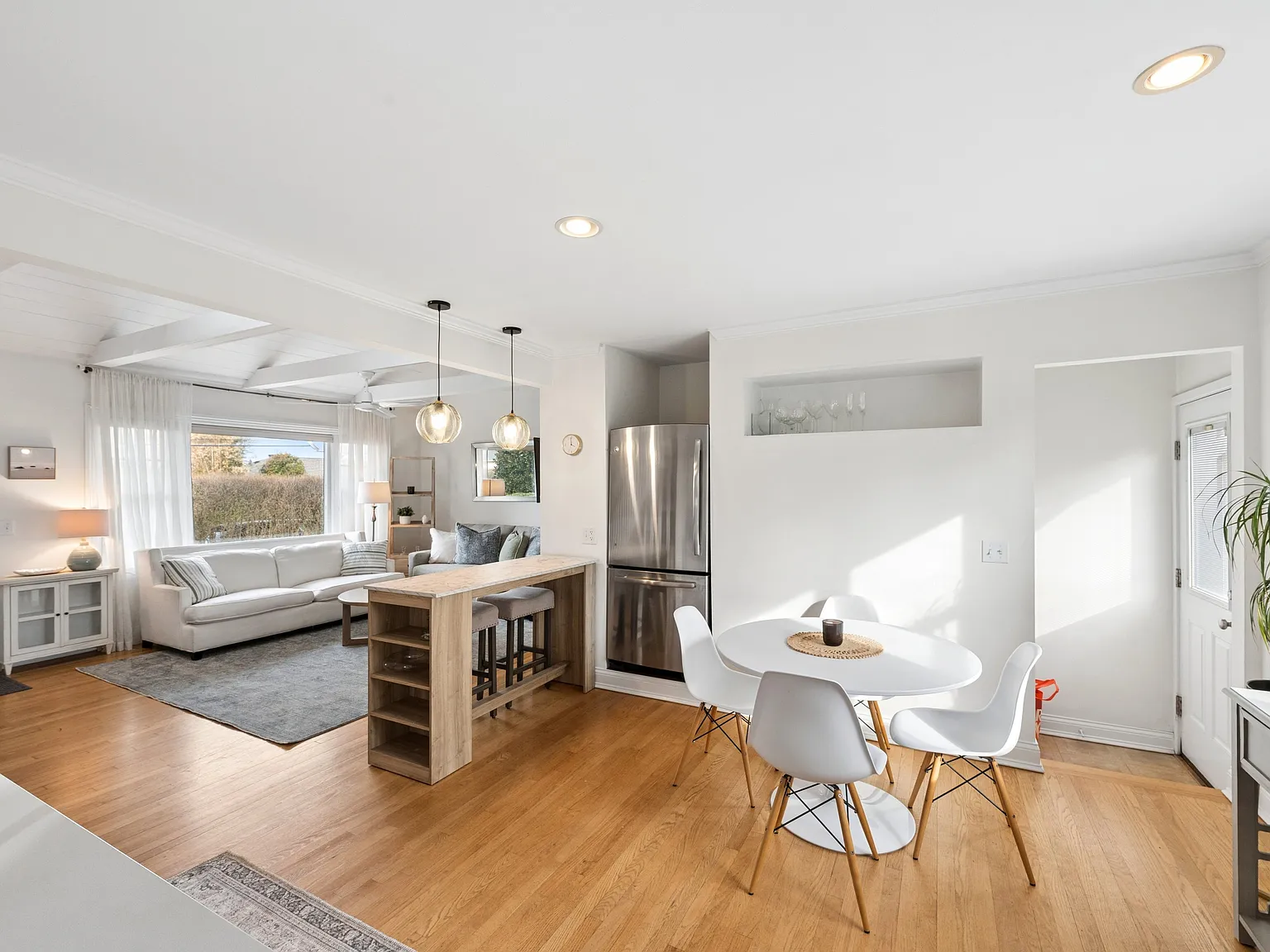 Sag Harbor Oasis — Photo 4
