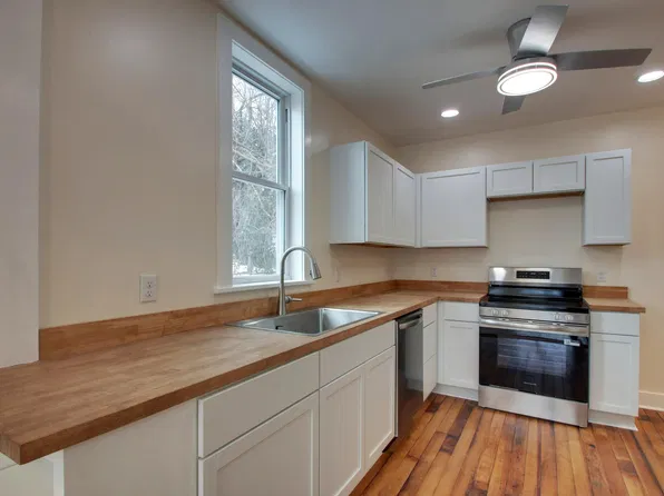 404 Bird St #404, Hannibal, MO 63401