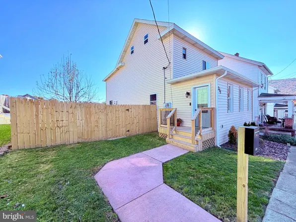 211 Tunnel St, Williamstown, PA 17098
