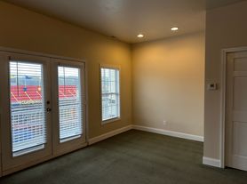 177 N Main St, Rutherfordton, NC