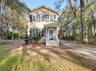 21 Meridian Rd, Beaufort, SC 29907