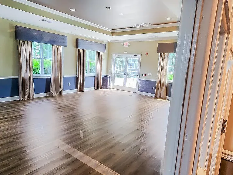 548 E Celebration Way — Photo 27