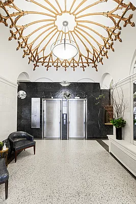 Rented by Compass | media 18