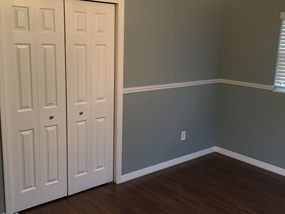 2nd image of 4145 2nd Ave