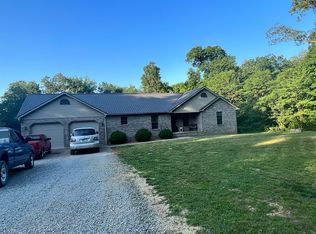 499 County Road 325 N, Albion, IL 62806
