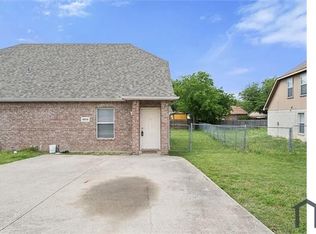 404 Kings Way Dr APT A, Mansfield, TX 76063