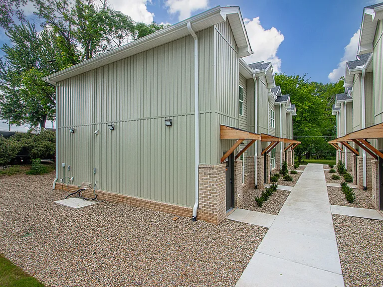 1207 W 7th St #B — Photo 42