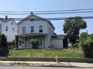 42 New St, Danbury, CT 06810