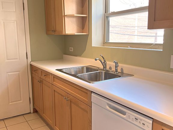 Dishwasher, double sink