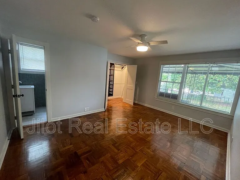 1845 Lakewood Ter SE — Photo 9