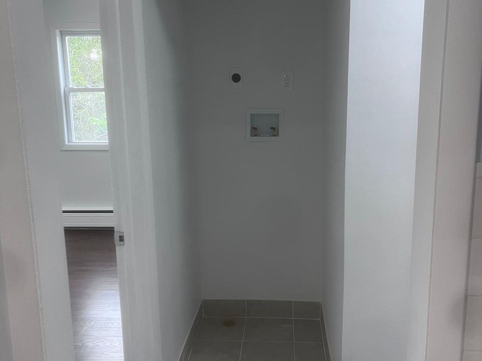 washer/dryer hook ups or extra storage space