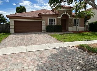 9536 SW 222nd Ln, Cutler Bay, FL 33190