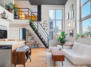 96 Woodpoint Rd APT 3A, Brooklyn, NY 11211