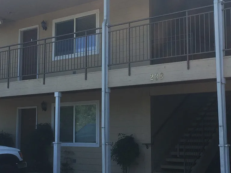 238 Berrydale Ave — Photo 1