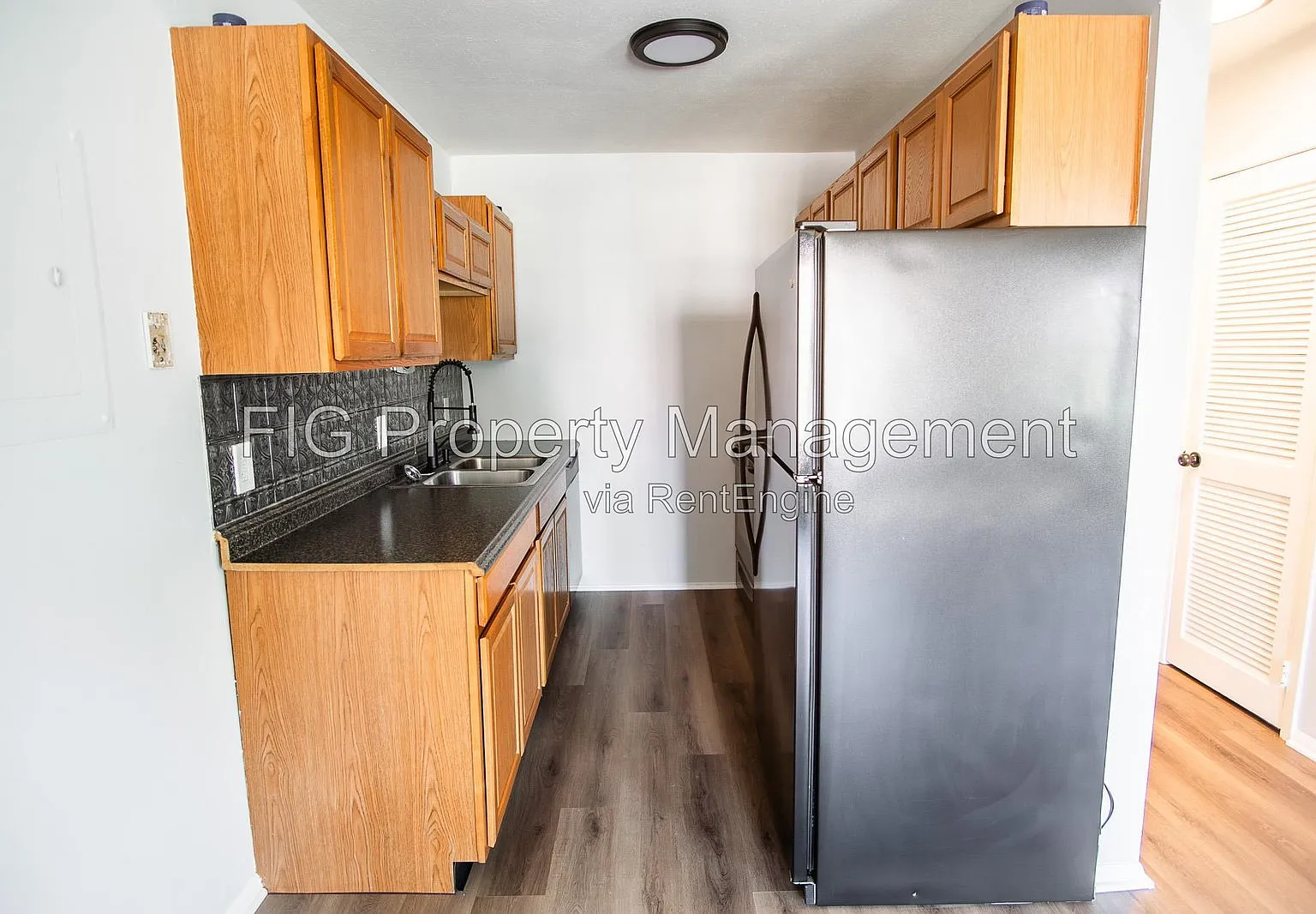 2 bed, 1.0 bath, $1,245 — Photo 3