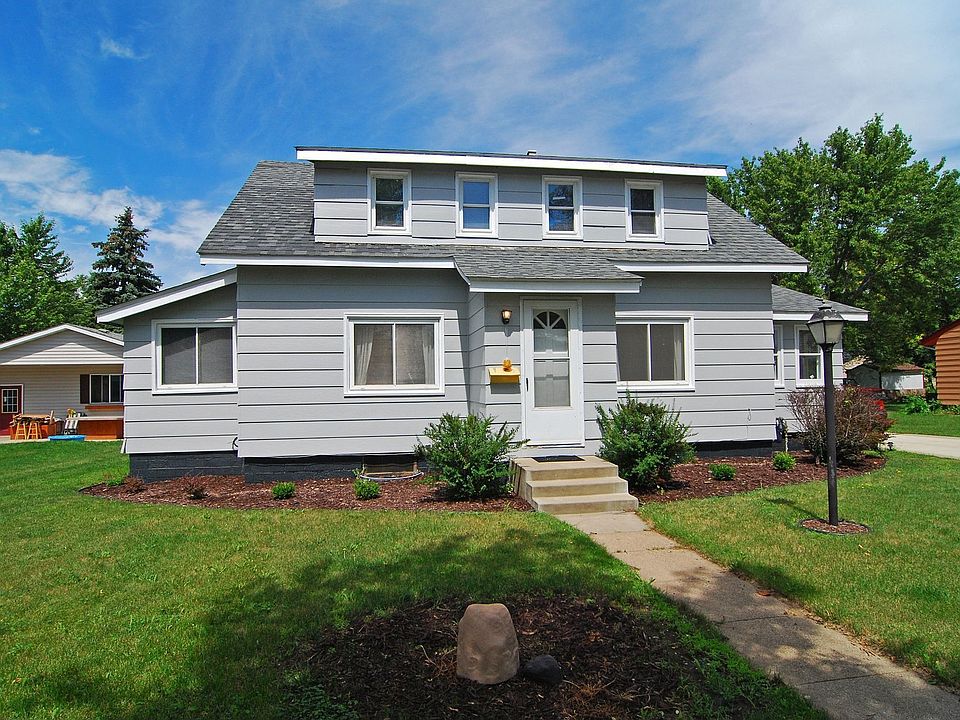 1st image of 506 Main St E