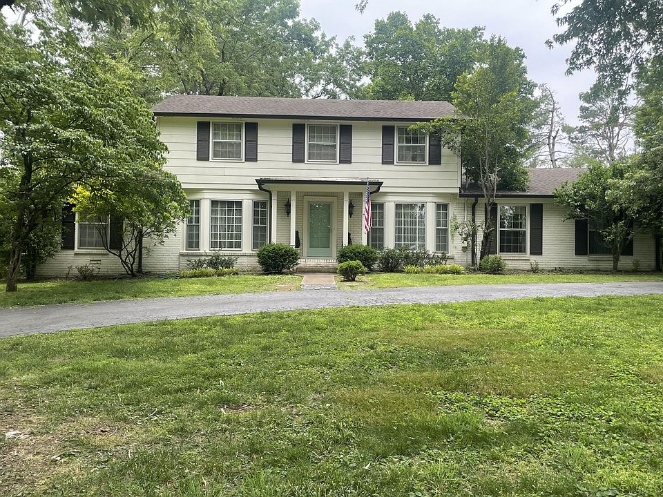 1st image of 8119 Holly Rd